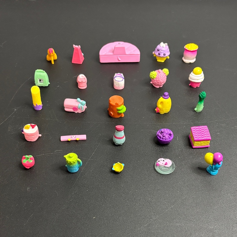 Shopkins Collectibles - Shopkins Lot of 25 - Picture 2 of 2